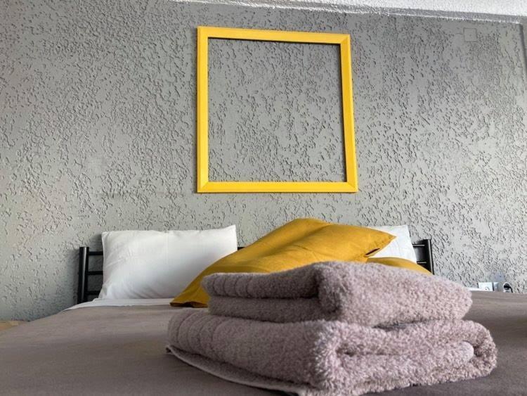 21 Suites Deluxe Stay Near The Airport Markópulo Kültér fotó